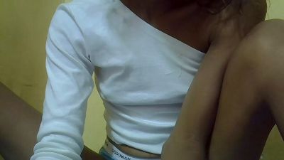 Annica997 live from Madagascar