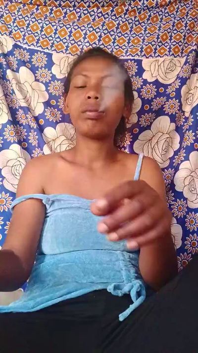 Blancosexy live from Madagascar