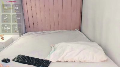 CandySays_ live from Colombia