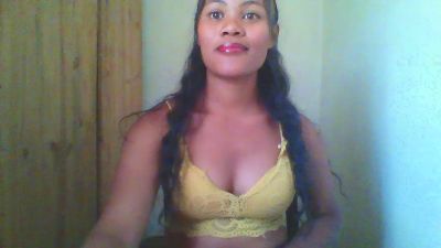 Dillianah2625 live from France