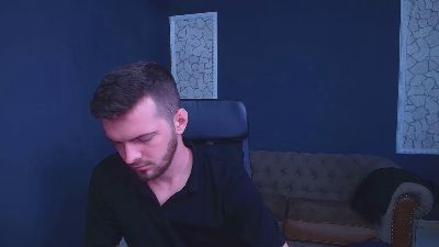 IkerGale live from United States