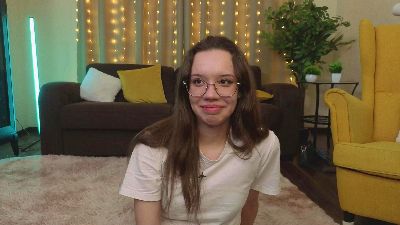 JovitaCourneya live from United States