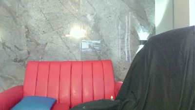 Megara_25 live from United States