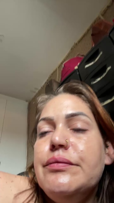 Pri_Alerquina30 live from Brazil