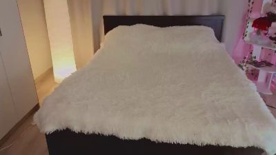 RendaRathmell live from United States