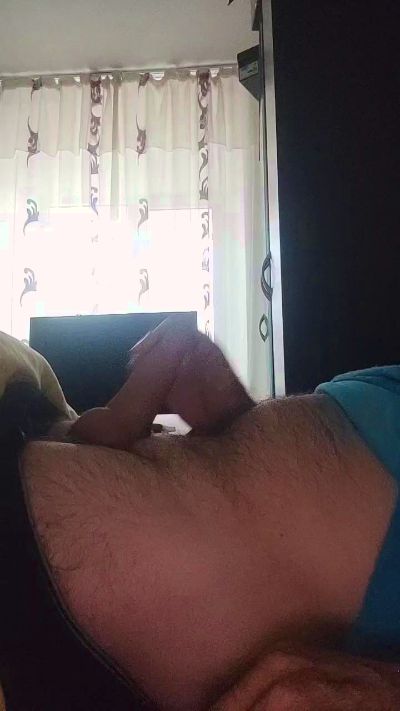 Simon_77 live from Romania