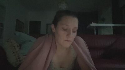 StrangeGirl_666 live from France