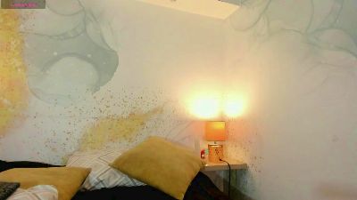 Yara_shine live from United States