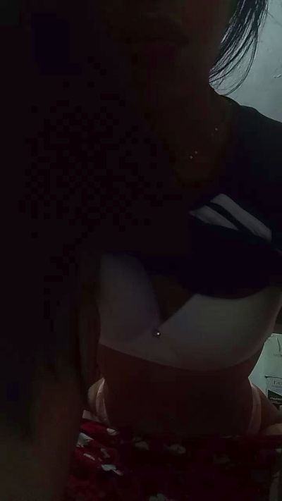 brux_z live from Chile