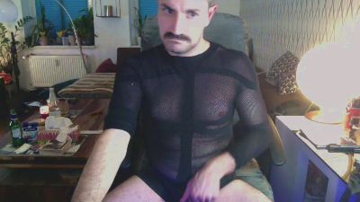 tom0819 live from Germany